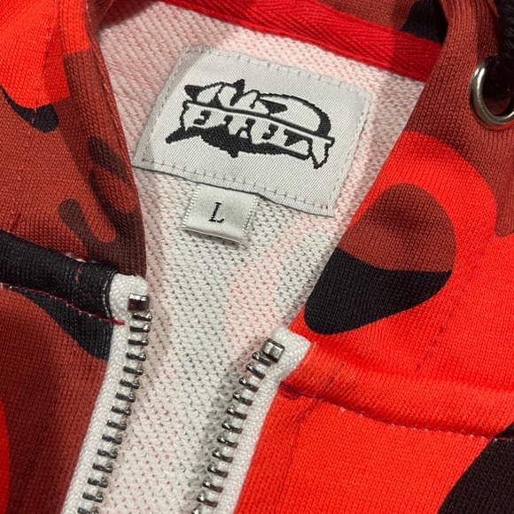 NWT ILL EFFECT Red Catacombs hoodie - Picture 4 of 4